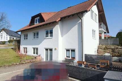 Haus Neunkirchen - 11 Zimmer, 272 m&sup2;, 649.000&euro; | Angebot:25745871