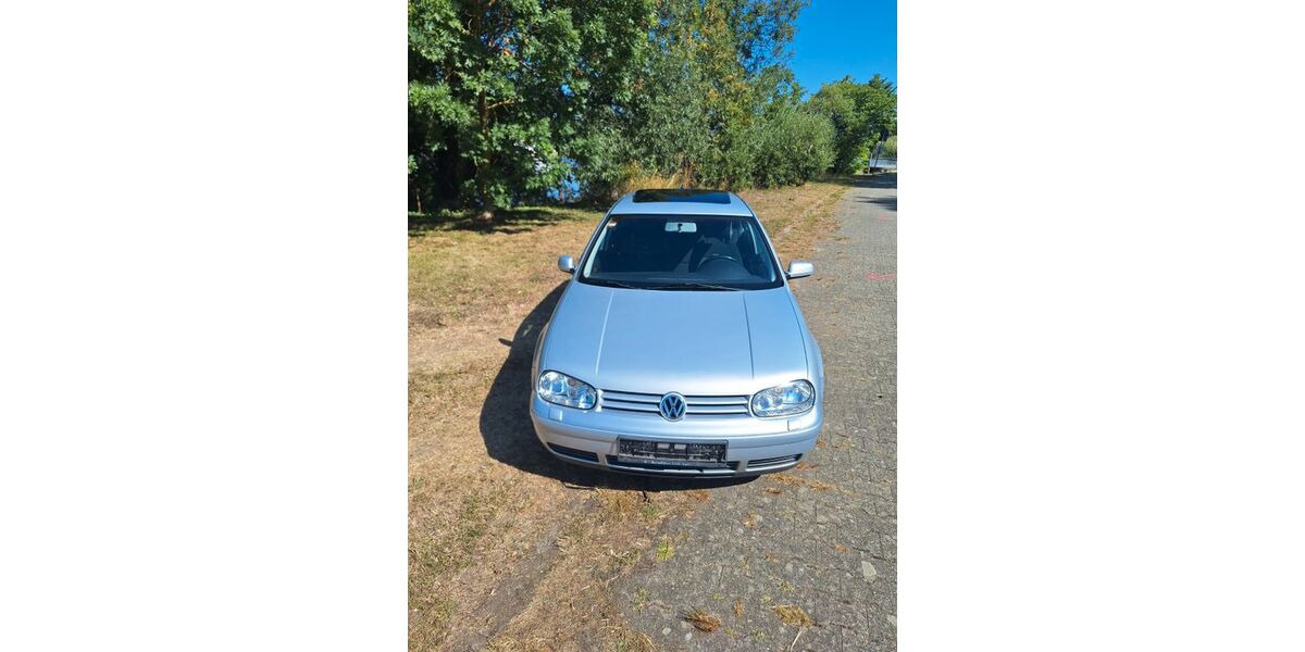 VW Golf 132.000 km 7.900 &euro; Heilbronn 74078