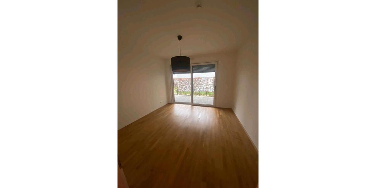 Erdgeschoßwohnung Sinsheim - 3 Zimmer, 95 m&sup2;, 1.550&euro; | Angebot:25907994