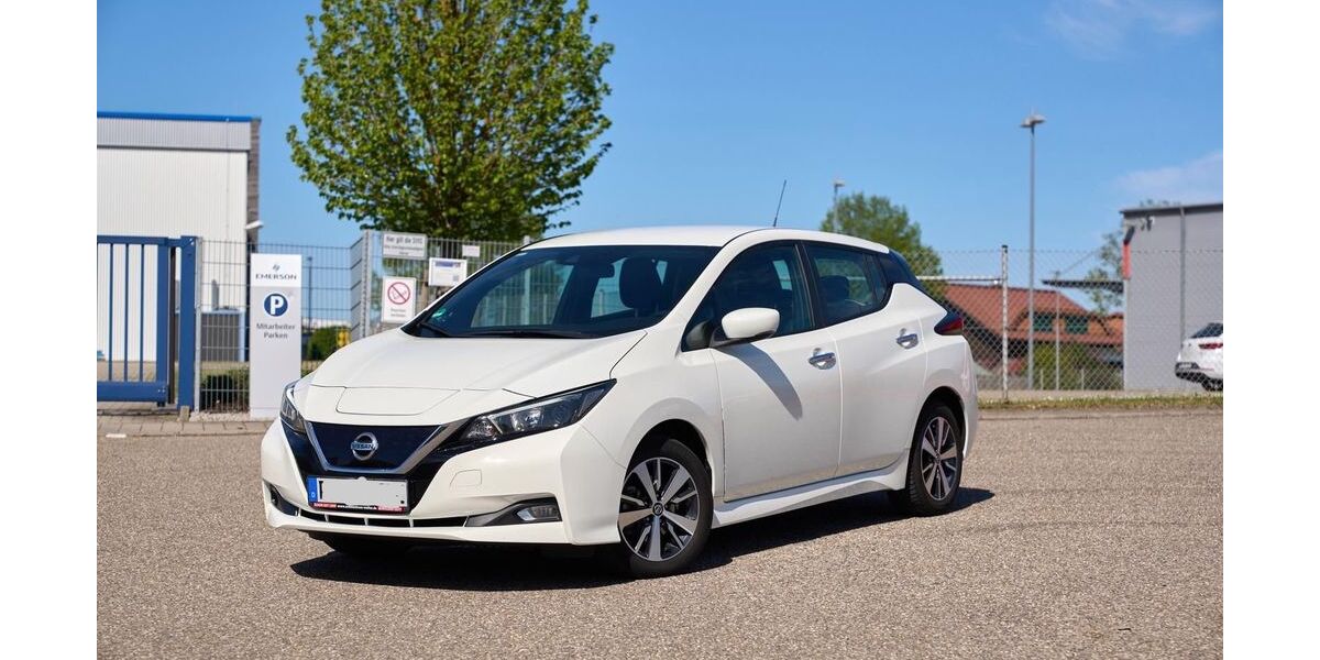 Nissan Leaf 55.000 km 12.500 &euro; Ölbronn-Dürrn 75248