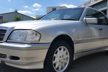 Mercedes-Benz C 180 99.911 km 9.999 &euro; Oberderdingen 75038