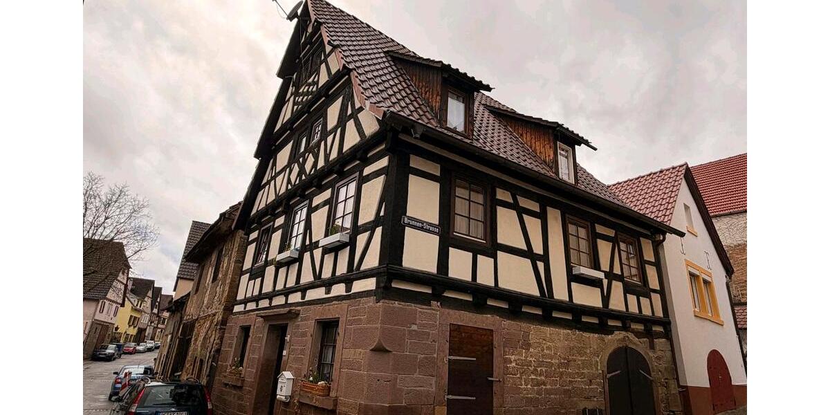 Einfamilienhaus Knittlingen - 5 Zimmer, 78 m&sup2;, 119.000&euro; | Angebot:25087528