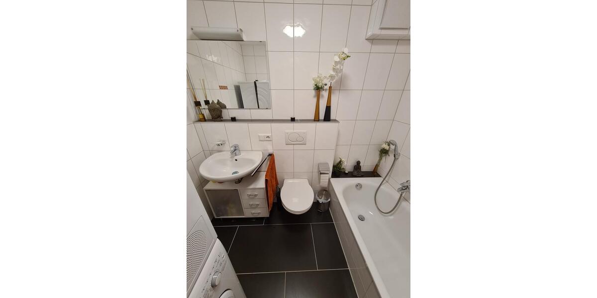 Etagenwohnung Lauffen am Neckar - 4 Zimmer, 108 m&sup2;, 410.000&euro; | Angebot:25392117