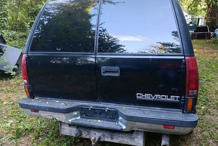 Chevrolet Tahoe 258.000 km 7.200 &euro; Weinsberg 74189