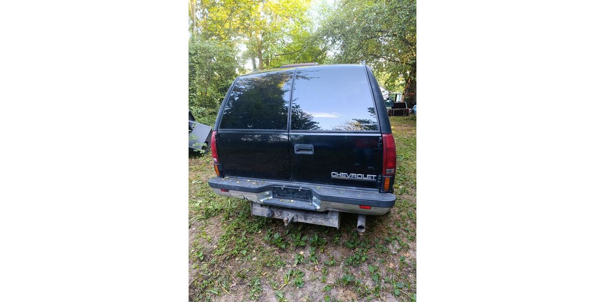 Chevrolet Tahoe 258.000 km 7.200 &euro; Weinsberg 74189