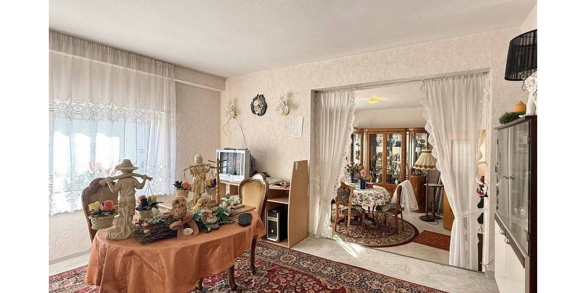 Einfamilienhaus Oberderdingen Flehingen - 9 Zimmer, 290 m&sup2;, 349.000&euro; | Angebot:25916682