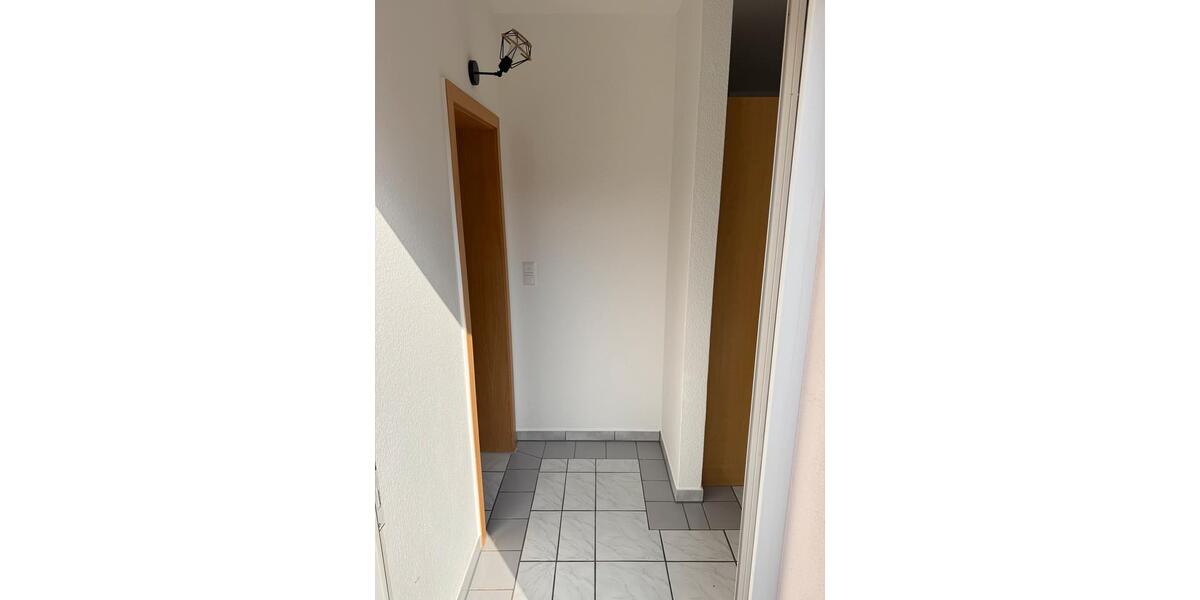 Etagenwohnung Sulzfeld - 2 Zimmer, 50 m&sup2;, 480&euro; | Angebot:25839381
