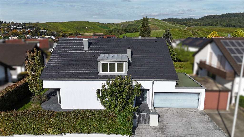 Einfamilienhaus Flein - 12 Zimmer, 306 m&sup2;, 1.341.000&euro; | Angebot:23500023