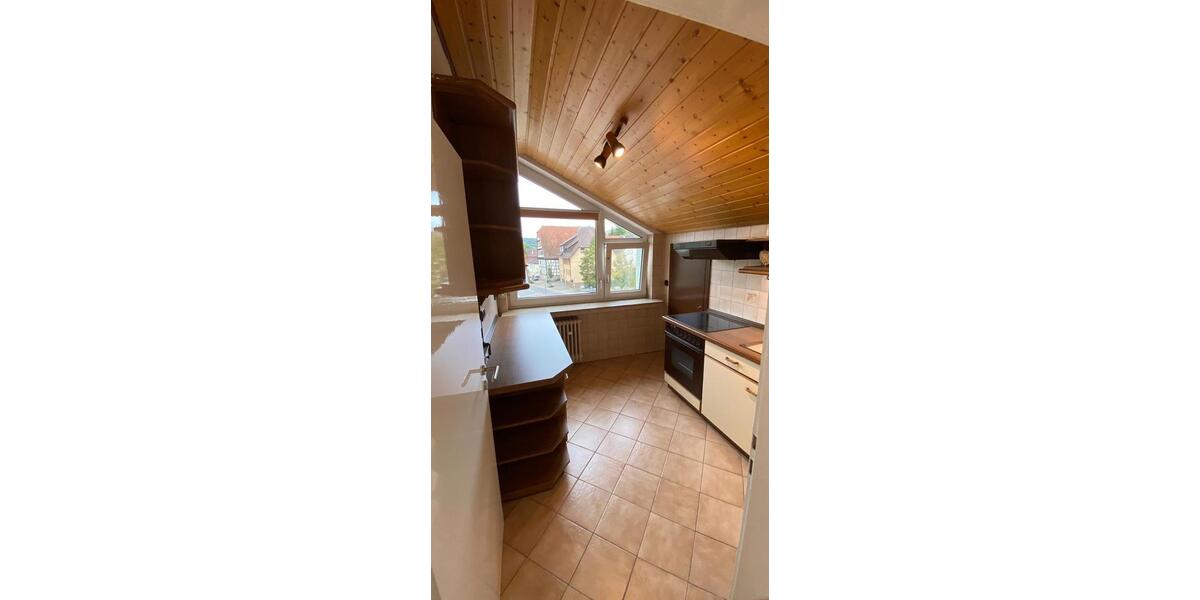 Dachgeschoßwohnung Mühlacker - 3 Zimmer, 70 m&sup2;, 800&euro; | Angebot:25821665