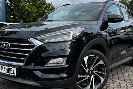Hyundai TUCSON 146.000 km 18.900 &euro; Forst 76694