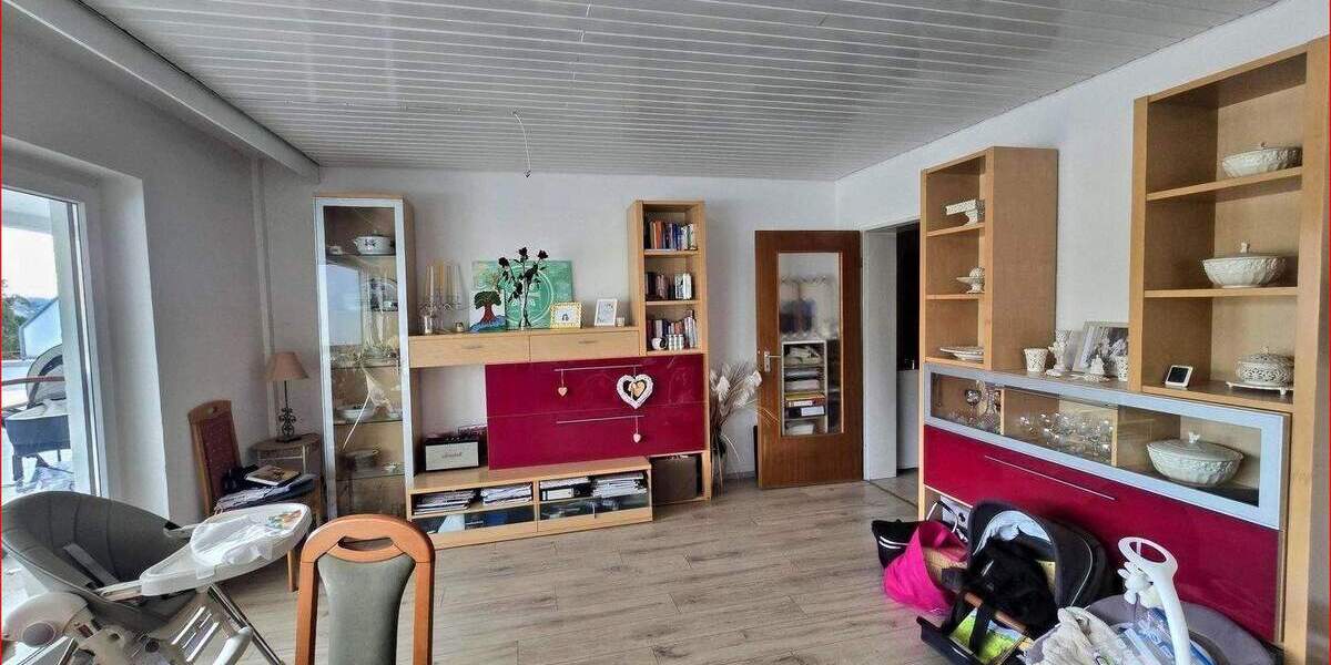 Etagenwohnung Niefern-Öschelbronn Öschelbronn - 4 Zimmer, 112 m&sup2;, 389.000&euro; | Angebot:25796564