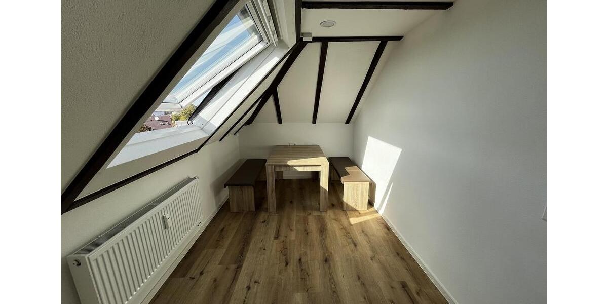 Dachgeschoßwohnung Heilbronn Kernstadt - 1 Zimmer, 12 m&sup2;, 468&euro; | Angebot:25238911