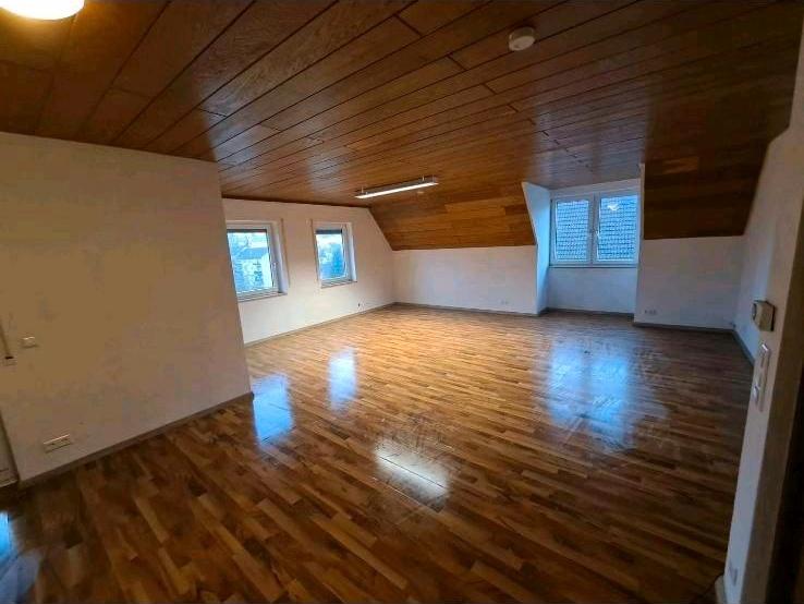 Dachgeschoßwohnung Obrigheim - 3.5 Zimmer, 108 m&sup2;, 1.100&euro; | Angebot:25928793