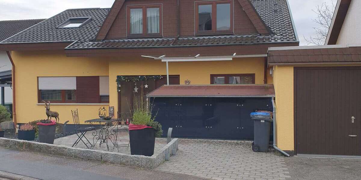 Etagenwohnung Kieselbronn - 3 Zimmer, 90 m&sup2;, 920&euro; | Angebot:24004016