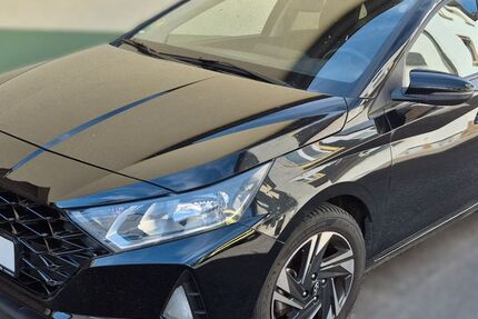 Hyundai i20 16.810 km 14.990 &euro; Bruchsal 76646