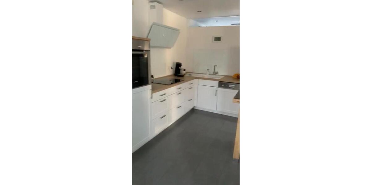 Etagenwohnung Mühlacker - 2.5 Zimmer, 100 m&sup2;, 1.150&euro; | Angebot:25872138