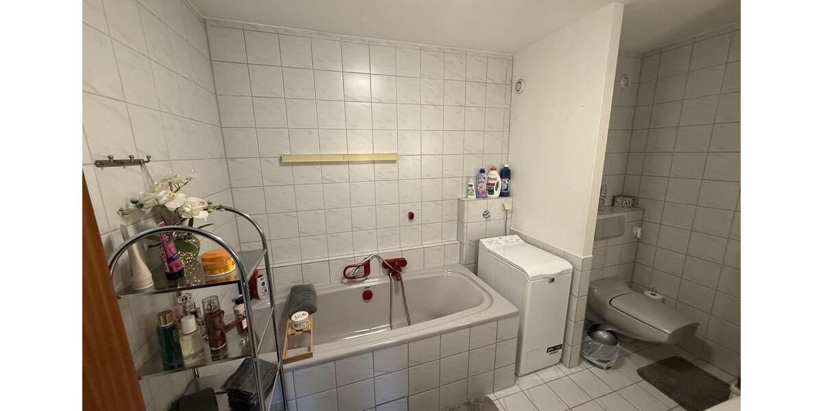 Etagenwohnung Sandhausen - 2 Zimmer, 76 m&sup2;, 750&euro; | Angebot:26579325