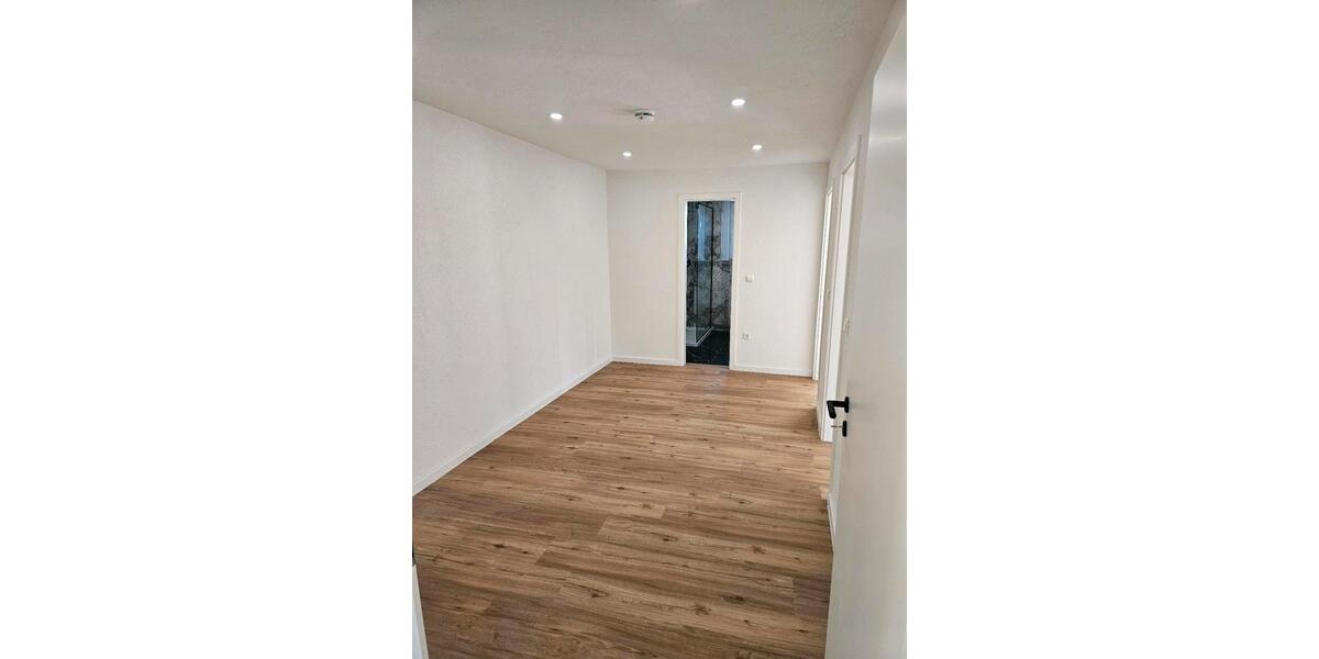 Etagenwohnung Neckarbischofsheim - 3 Zimmer, 75 m&sup2;, 750&euro; | Angebot:25483454