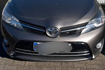 Toyota Verso 80.000 km 9.499 &euro; Bretten 75015