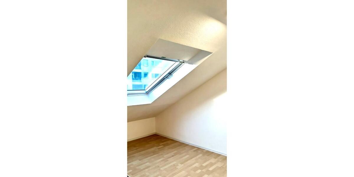 Dachgeschoßwohnung Walzbachtal - 2 Zimmer, 50 m&sup2;, 620&euro; | Angebot:26562295
