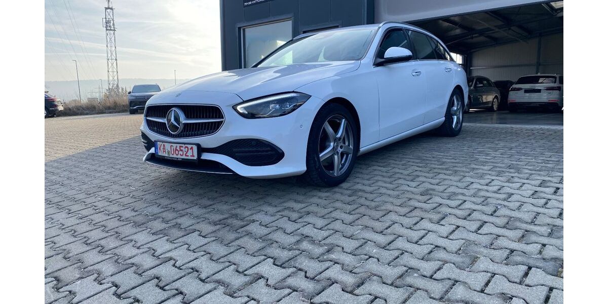 Mercedes-Benz C 220 114.890 km 25.590 &euro; Knittlingen 75438