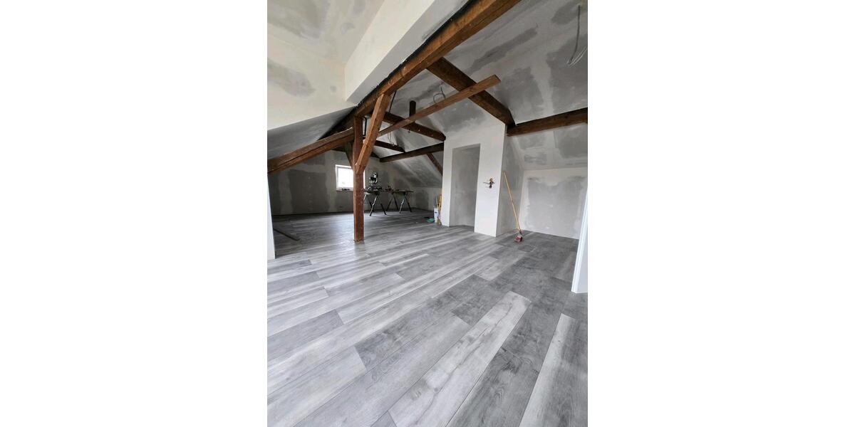 Maisonettenwohnung Kraichtal - 5.5 Zimmer, 135 m&sup2;, 1.200&euro; | Angebot:26317427