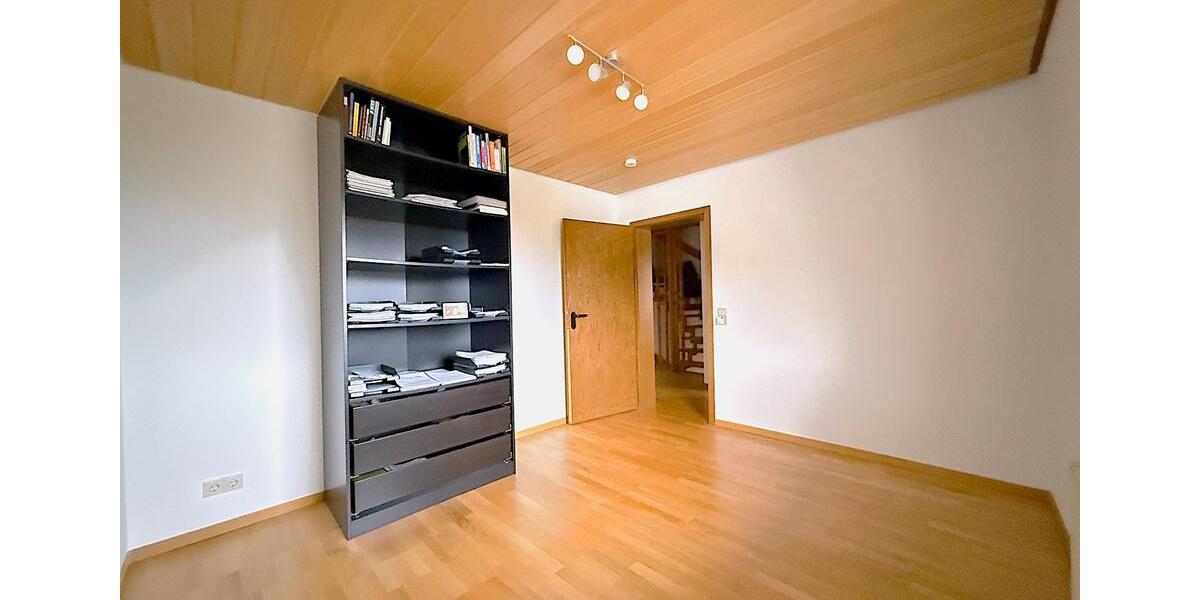 Doppelhaushälfte Gundelsheim - 4.5 Zimmer, 124 m&sup2;, 449.000&euro; | Angebot:26040105