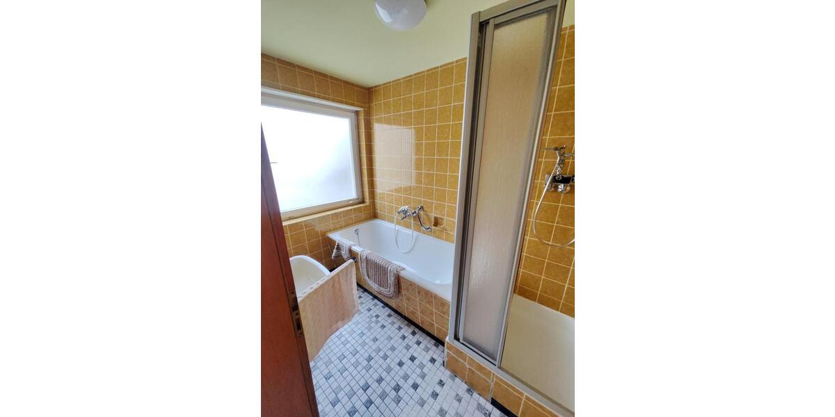 Doppelhaushälfte Walzbachtal - 7 Zimmer, 130 m&sup2;, 368.000&euro; | Angebot:26004832