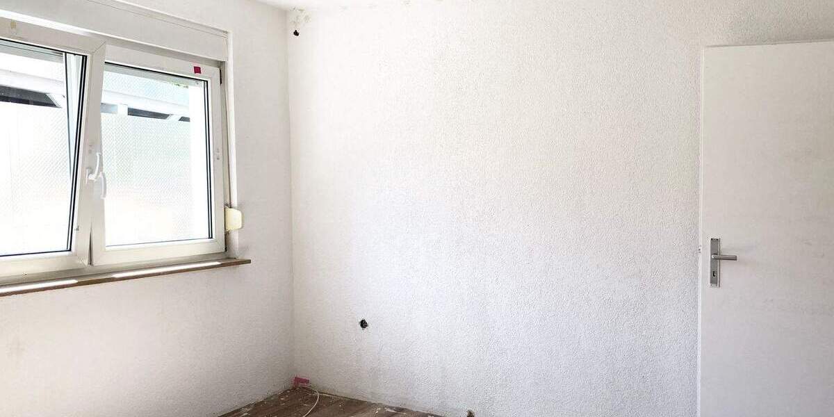 Einfamilienhaus Güglingen - 6 Zimmer, 130 m&sup2;, 350.000&euro; | Angebot:25747544