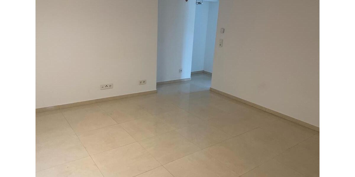 Etagenwohnung Markgröningen - 2 Zimmer, 60 m&sup2;, 1.000&euro; | Angebot:25902079