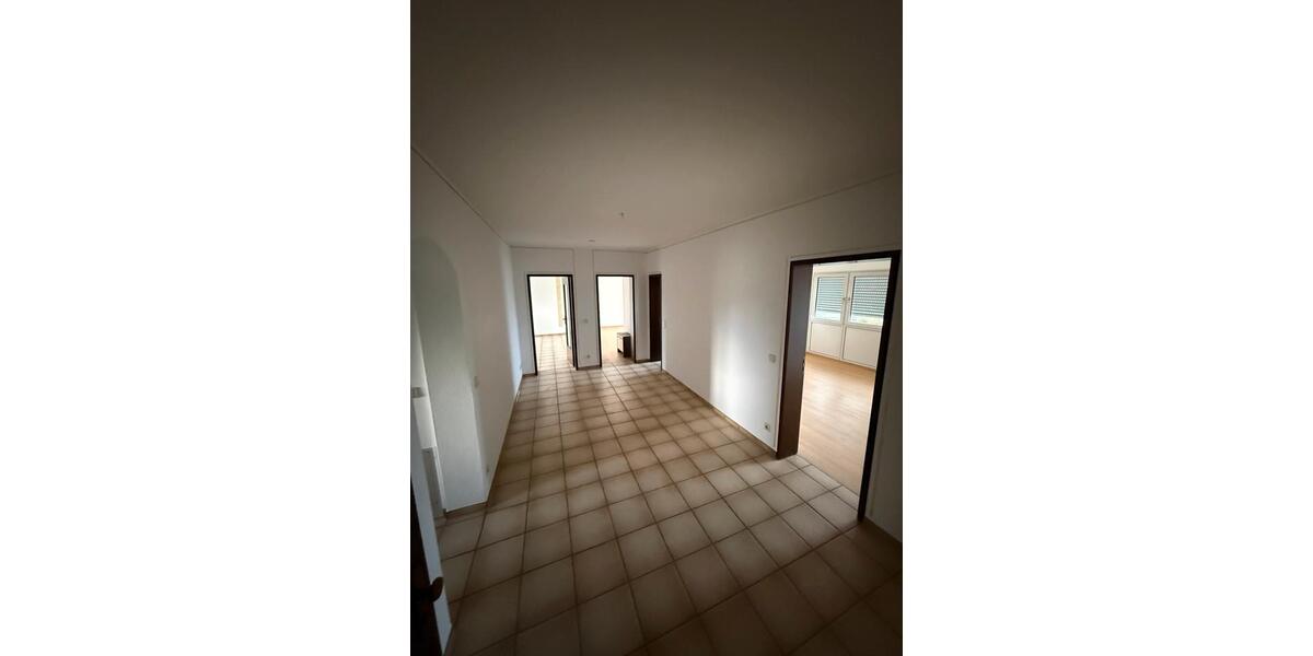 Etagenwohnung Untergruppenbach - 3.5 Zimmer, 115 m&sup2;, 1.630&euro; | Angebot:25982359