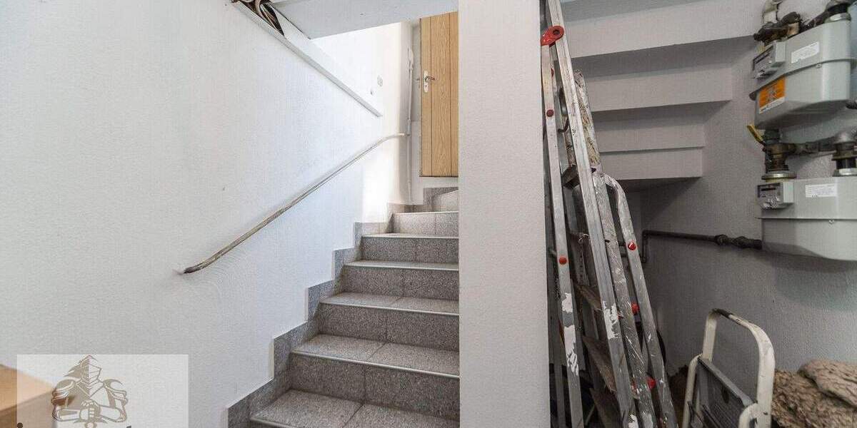 Mehrfamilienhaus, Wohnhaus Heilbronn / Neckargartach Neckargartach - 8 Zimmer, 194 m&sup2;, 548.000&euro; | Angebot:25742864