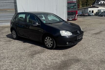 VW Golf 186.000 km 2.800 &euro; Mühlacker 75417