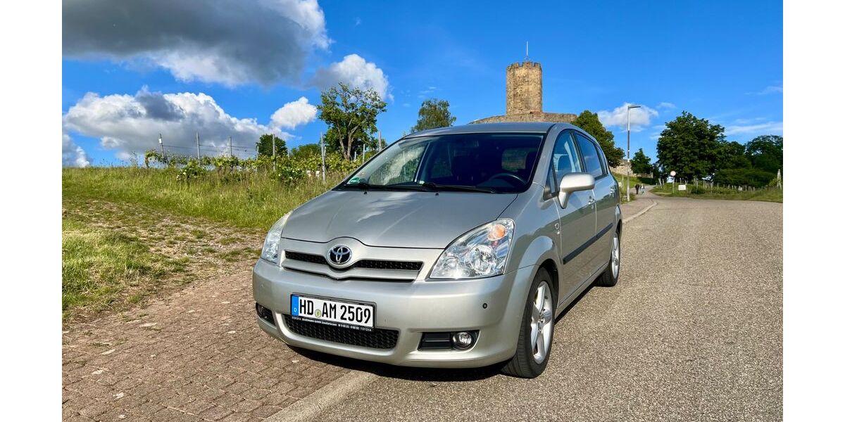Toyota Corolla Verso 189.000 km 4.450 &euro; Sinsheim 74889