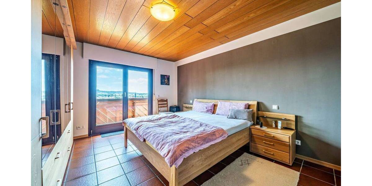 Einfamilienhaus Sinsheim Steinsfurt - 6 Zimmer, 241 m&sup2;, 639.000&euro; | Angebot:25997189