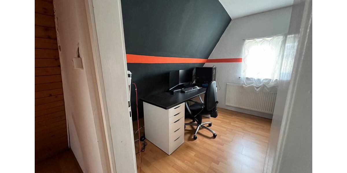 Einfamilienhaus Heilbronn Böckingen - 8 Zimmer, 168 m&sup2;, 520.000&euro; | Angebot:25855541