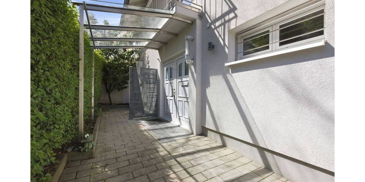 Einfamilienhaus Weingarten - 8 Zimmer, 198 m&sup2;, 989.000&euro; | Angebot:26273933