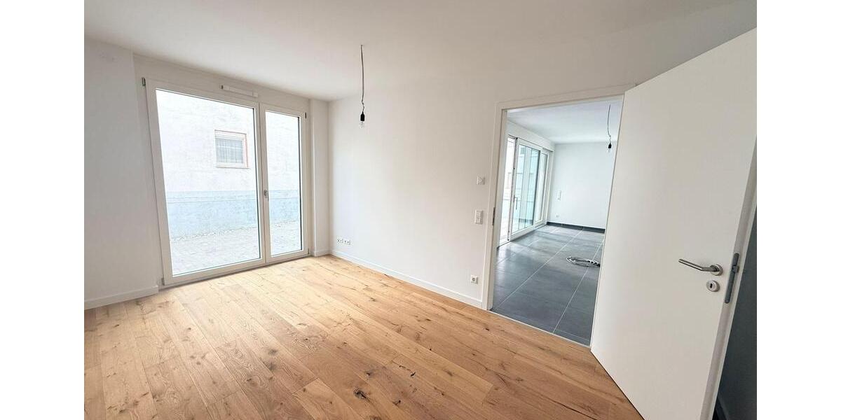 Erdgeschoßwohnung Heilbronn - 2 Zimmer, 64 m&sup2;, 1.100&euro; | Angebot:25867015