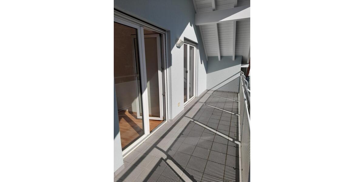 Dachgeschoßwohnung Mühlhausen - 4 Zimmer, 106 m&sup2;, 1.350&euro; | Angebot:25262535