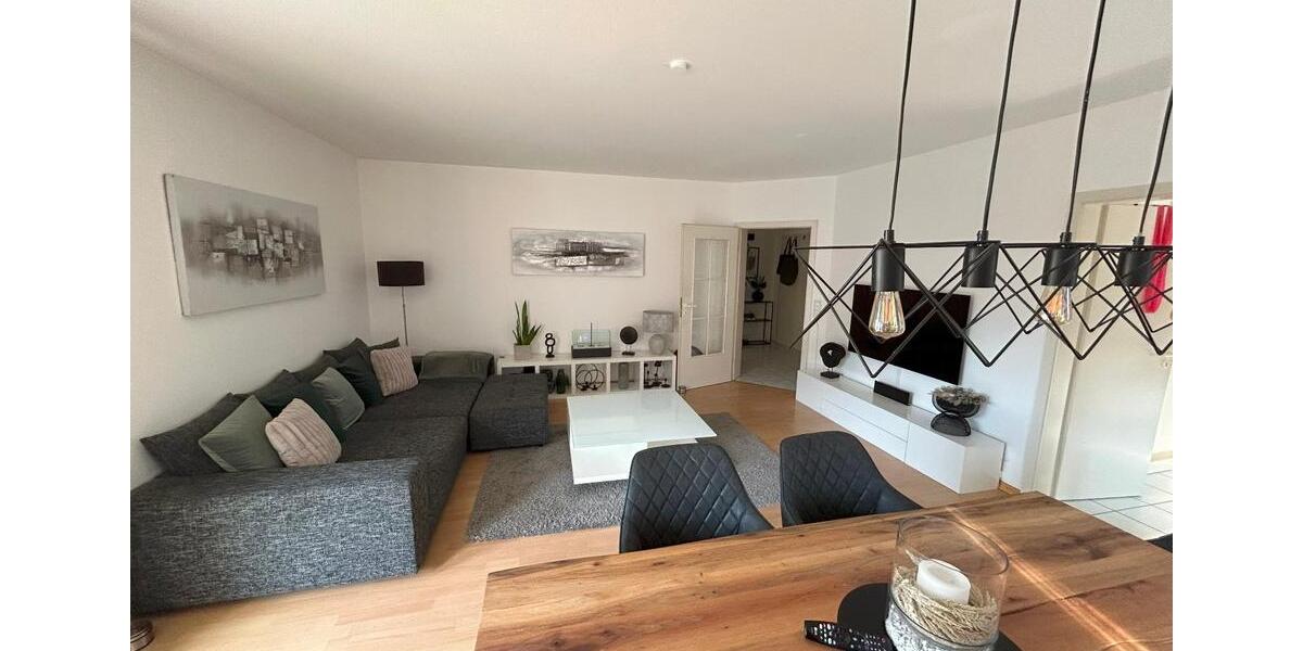 Etagenwohnung Wiesloch - 3 Zimmer, 91 m&sup2;, 1.100&euro; | Angebot:25811373