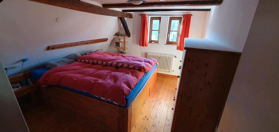 Einfamilienhaus Knittlingen - 9 Zimmer, 216 m&sup2;, 505.000&euro; | Angebot:25281408