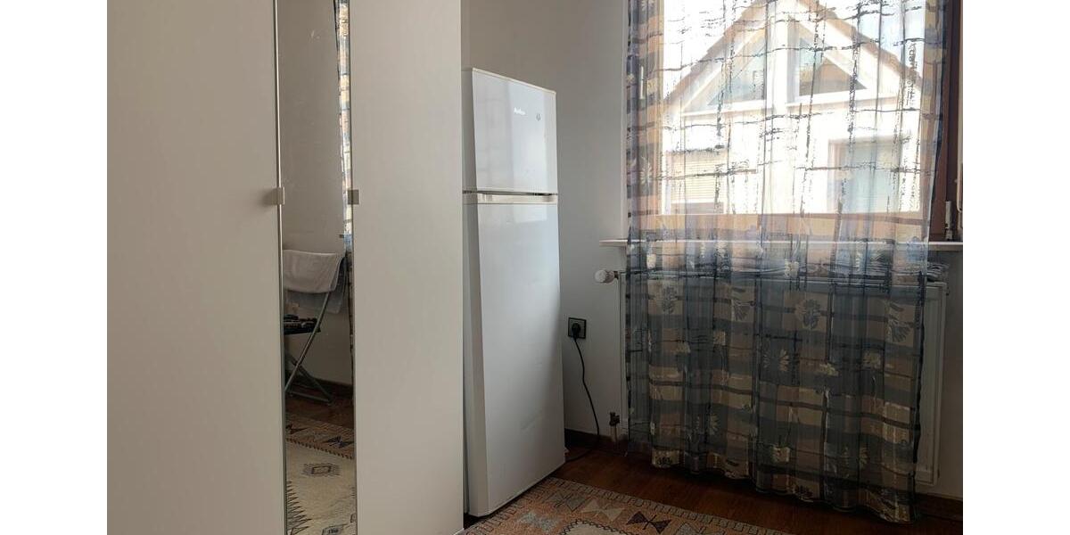 Dachgeschoßwohnung Bruchsal - 1 Zimmer, 12 m&sup2;, 500&euro; | Angebot:25961969