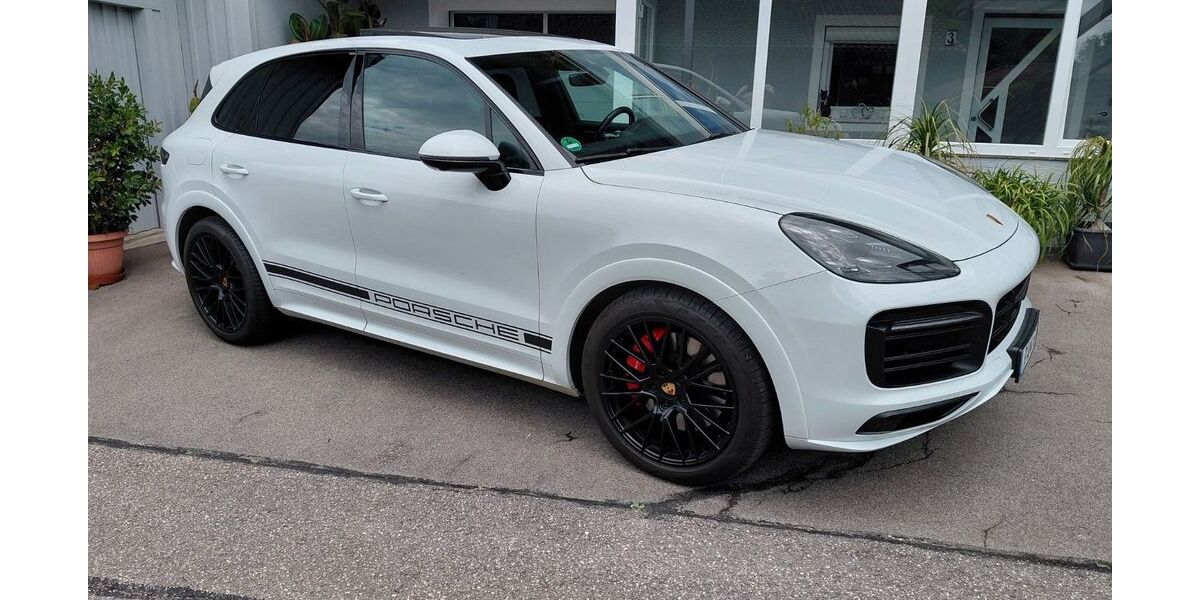 Porsche Cayenne 97.500 km 65.700 &euro; Pleidelsheim 74385
