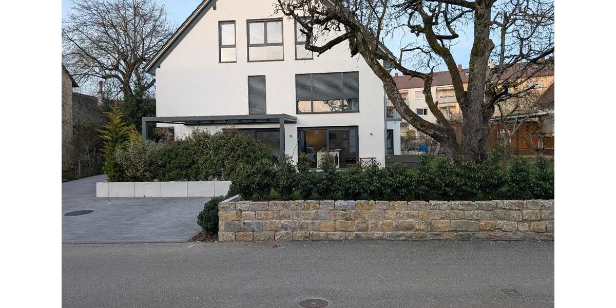 Dachgeschoßwohnung Heilbronn Kernstadt - 3 Zimmer, 1.700&euro; | Angebot:23635292