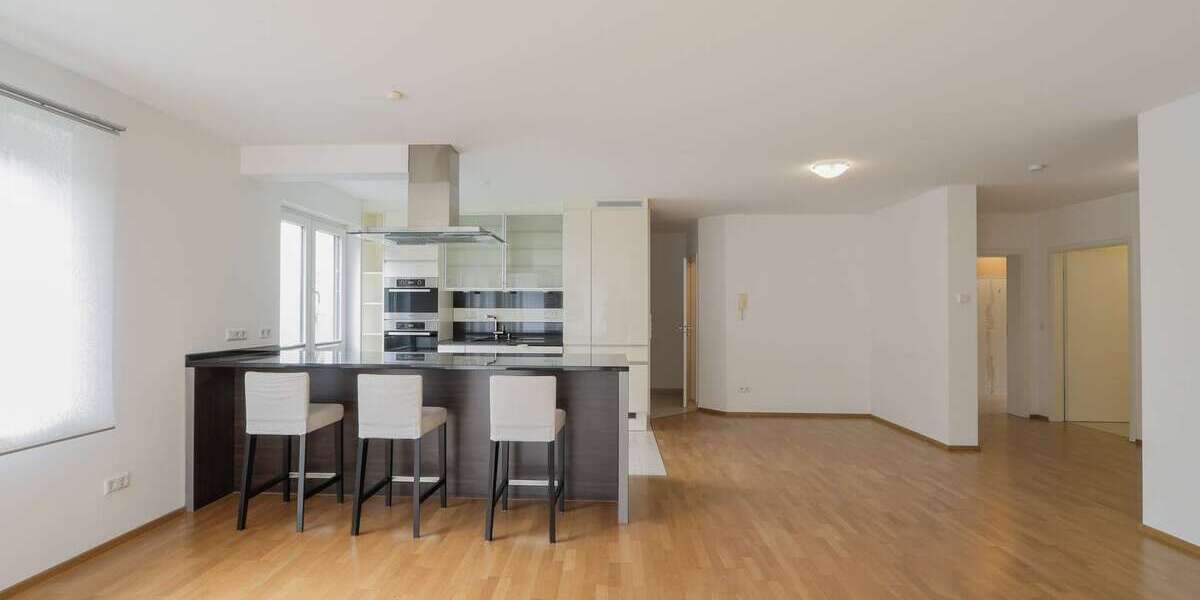 Etagenwohnung Heilbronn Kernstadt - 4.5 Zimmer, 146 m&sup2;, 1.930&euro; | Angebot:25601996