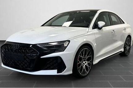 Audi RS3 8.500 km 67.770 &euro; Walldorf 69190