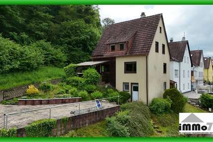 Haus Mühlacker - 4 Zimmer, 80 m&sup2;, 249.000&euro; | Angebot:26658898