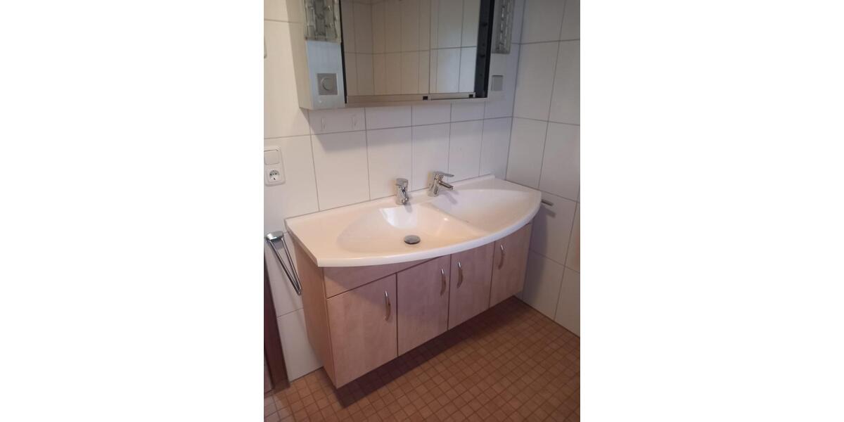 Etagenwohnung Epfenbach - 3 Zimmer, 95 m&sup2;, 1.000&euro; | Angebot:25804717