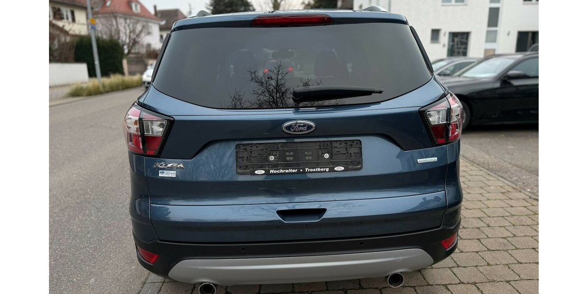 Ford Kuga 1.5 Cool & Connect 84.000 km 8.990 &euro; Neckarsulm 74172