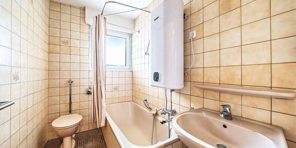 Etagenwohnung Sinsheim - 3 Zimmer, 64 m&sup2;, 175.000&euro; | Angebot:25686872